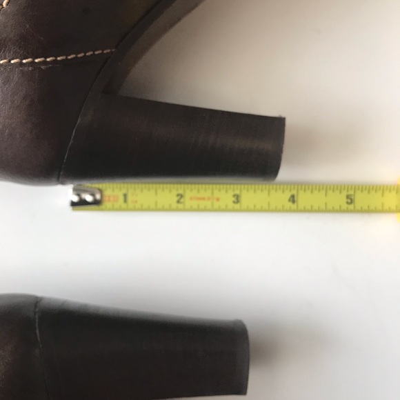 Coach Yvette Leather boots - like new sz 6 - Picture 7 of 8